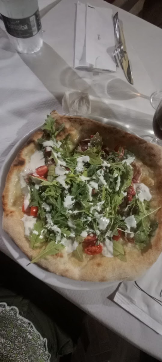 Charlie Brown Pizzeria Ristorante-5